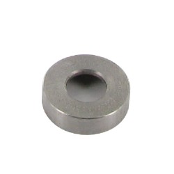 Case - IH 453 3138637R1 vožtuvo dangtelio varžtas tarpiklis