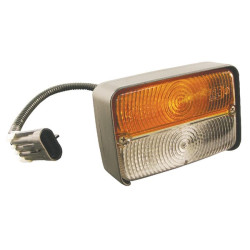 Halogeninis posūkio ir gabaritinis žibintas, priekinis, stačiakampis, 12 V, gintaro/skaidrus, tvirtinamas varžtais, 120xCobo 032