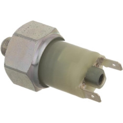 Massey Ferguson 2725 3381386M1 alyvos slėgio jutiklis