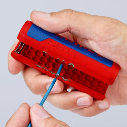 Vielos nuėmiklis ir gofruoto vamzdžio pjoviklis „TwistCut“, „Knipex TA902202SB“