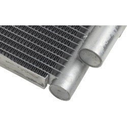 Case - IH Farmall 105C KL030100 kondensatorius